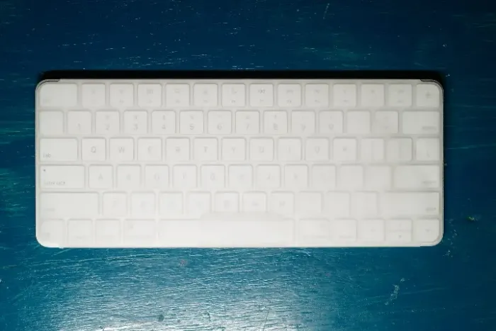 Magic Keyboard Original novo - Carregamento Lightning