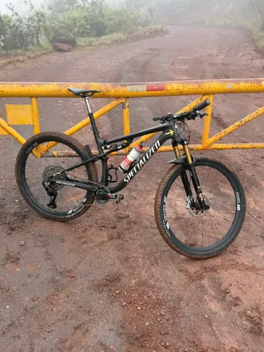 Bike specialized expert 