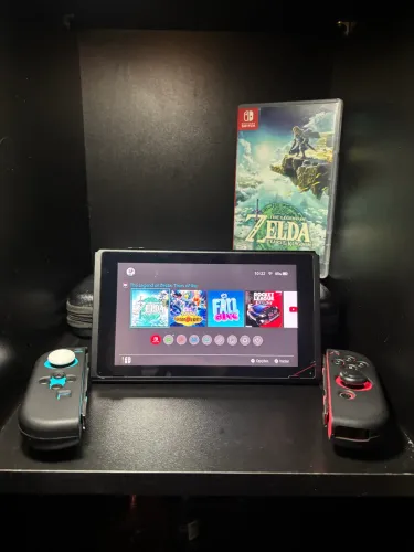 Nintendo Switch + Zelda + Cartão SD