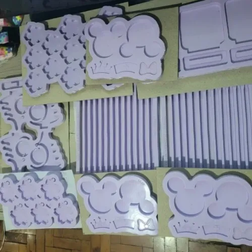 Desapego de  Kit de  Moldes para Resina