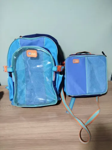 Mochila puket color block azul