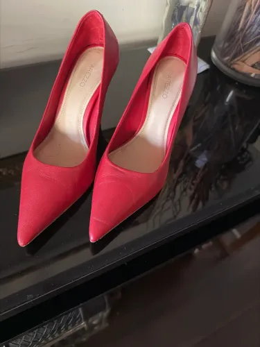 Sapato scarpin Arezzo vermelho 