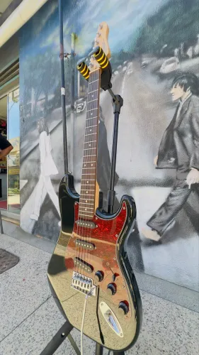 Guitarras novas e seminovas a partir de R$549,00