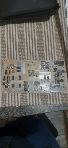 Fonte da tv philips 55pug6513/78