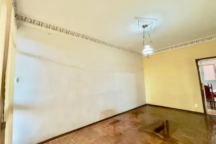 Casa à Venda - Santa Efigênia, 3 Quartos, 150 m2