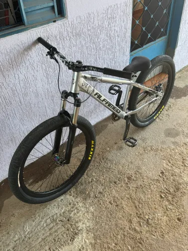Bike alfameq cromado 26