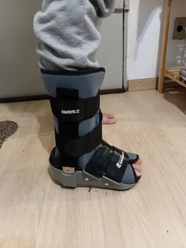 Vendo uma bota imobilizadora salvape robofoot original