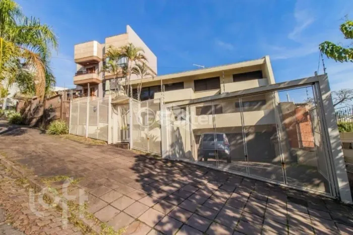 Casa à venda Rua Miguel Couto, Menino Deus - Porto Alegre