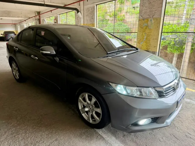 Honda Civic Sedan EXS 1.8/1.8 Flex 16V Aut. 4P 2013