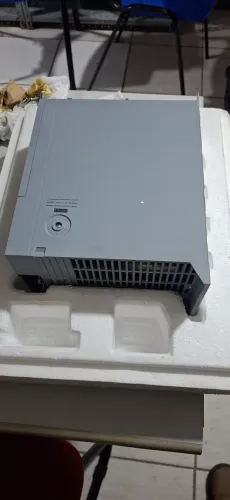 Vendo 3 inversores de Frequência Danfoss. Estão sem IHM, mas nunca usados.
