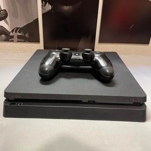 PS4 Slim