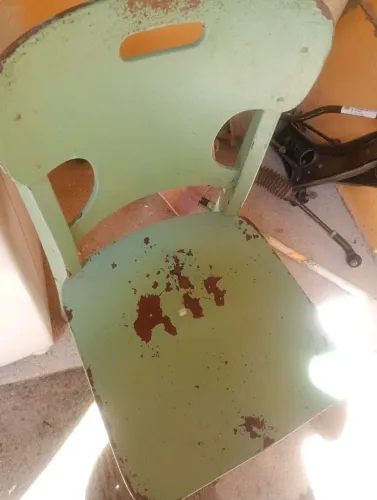 Vendo cadeira antiga