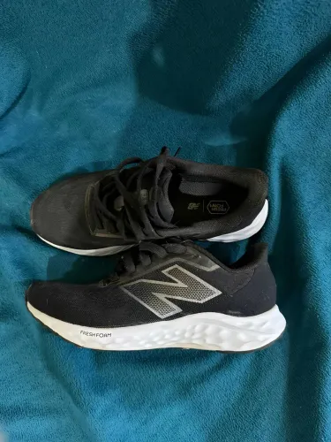 Tênis Masculino New Balance Fresh Foam Arishiv4