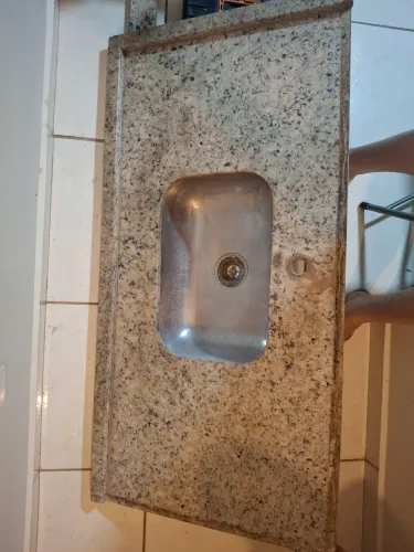 Pia de granito para cozinha.