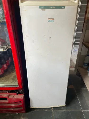 Freezer vertical cônsul