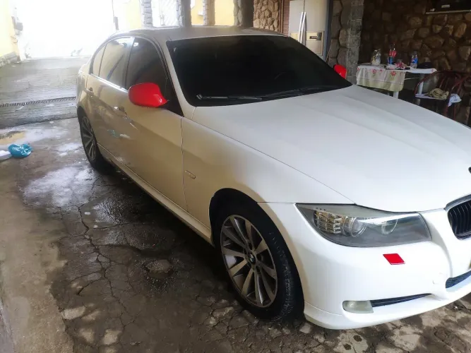 BMW 320I A 2011