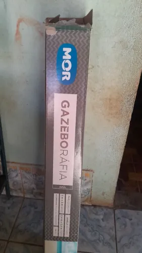 Vendo tenda 3x3 novinha 400 reais 9 2 8 2 1 5 6 0 
