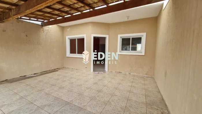 - GRANDE OPORTUNIDADE DE INVESTIMENTO EM SOROCABA - Casa Térrea com 3 quartos à venda Vila
