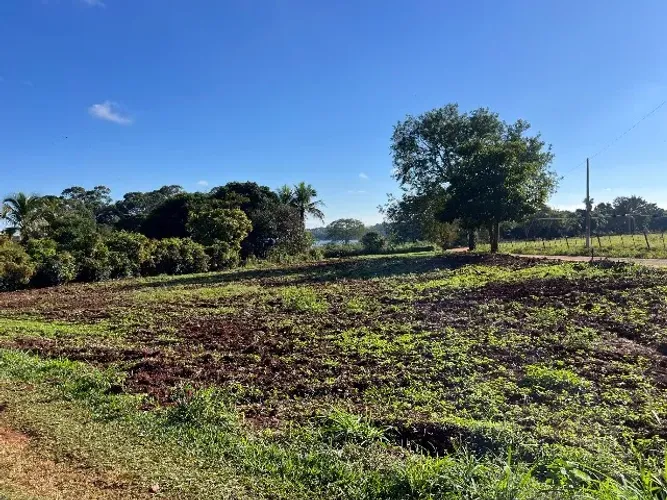 Lote plano próximo a prainha de Arealva. 3.000m2