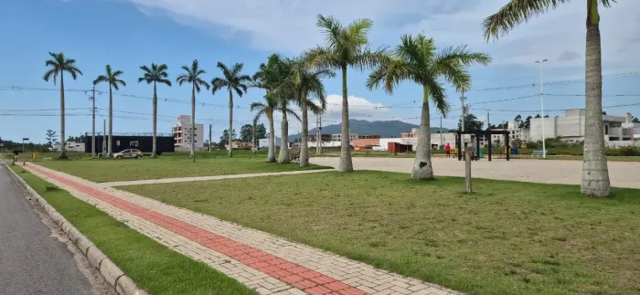 OPORTUNIDADE - Terreno no Galápagos - Tijucas - SC