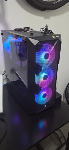 Ryzen 5 5600 com RX 6650 xt