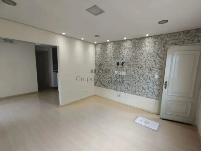 Oportunidade - Casa - Santana - 3 Dormitórios - 96m²