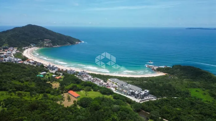 Apartamento mobiliado com 2 dormitórios em Bombas