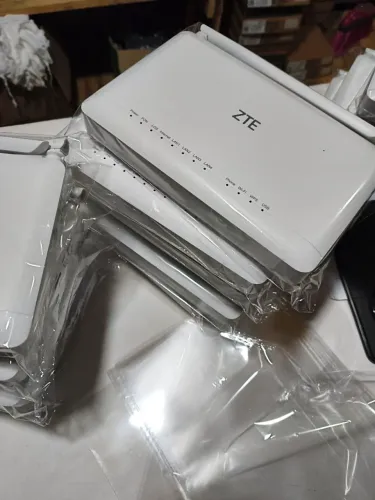Lote de ZTE zxhn f670l v9 25 peças