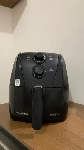 Air Fryer Mondial Family 4 Litros - R$ 200,00