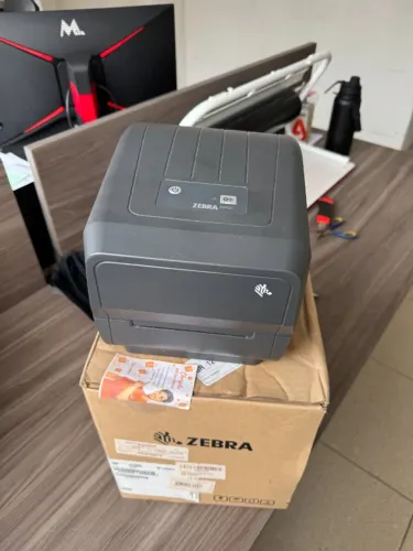 Impressora Térmica de Etiquetas Zebra ZD220