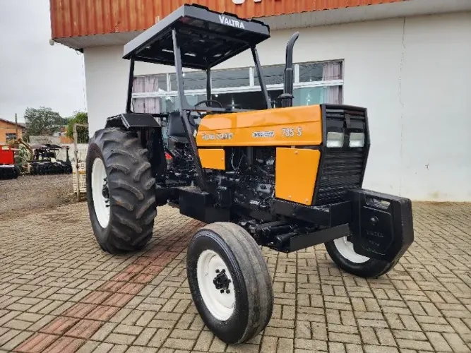 Trator Agrícola Valtra Valmet 785 (Simples) 4x2, Ano 2000, Pintura Nova