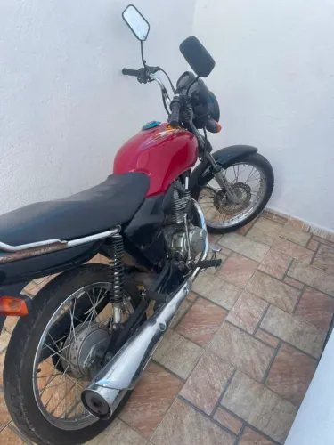 MOTO 125