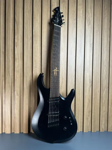 Guitarra Tagima true range 7