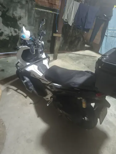 ADV 150 
