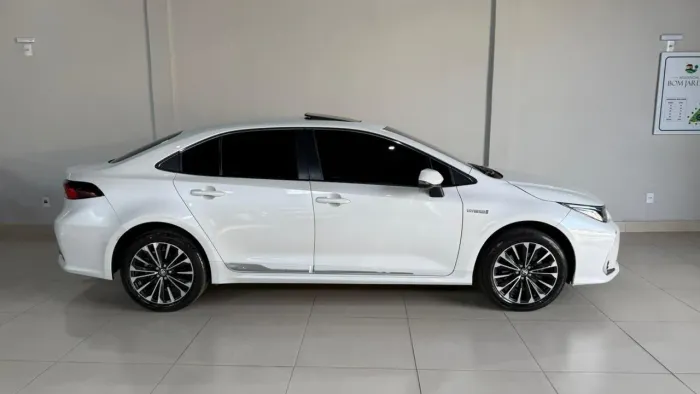 Toyota Corolla Altis Prem. Hybrid 1.8 Flex AUT 2024