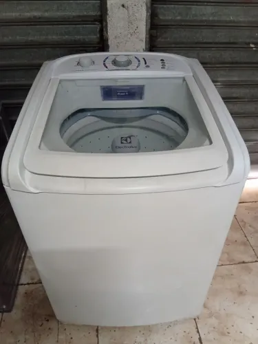 Máquina Electrolux 15 kg
