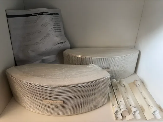 Par de caixas de som externas BOSE 50W