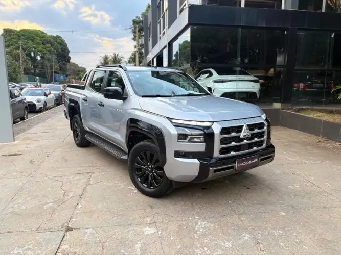 Mitsubishi TRITON Katana 2.4 CD 4X4 TB Diesel Aut. 2026