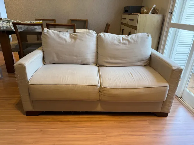 Sofá 2 lugares