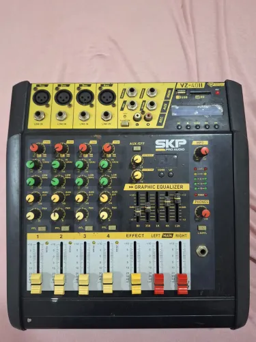 Mesa Amplificada SKP pro audio vz-40 II