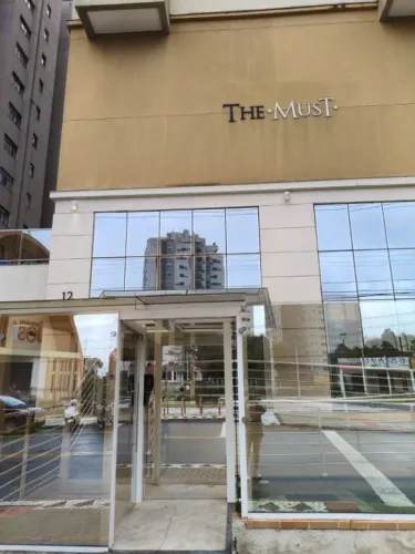 Studio em Condomínio Clube por R$2.500,00/mês - Novo Mundo - Curitiba/PR
