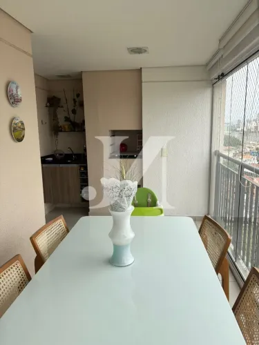 Apartamento Padrão de 60m² com 2 dormitórios, e 1 vaga de garagem disponíveis para venda n