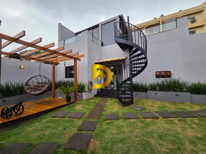 Casa residencial à venda no Bairro Fabrício, em Uberaba 2 quartos e piscina