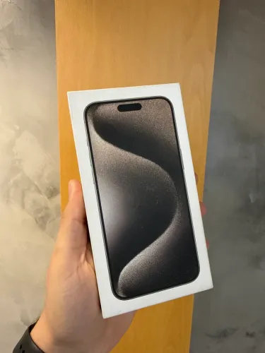 Caixa de iPhone 15 Pro Max 256GB Natural