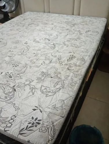 Vendo colchão casal ortopédico usado