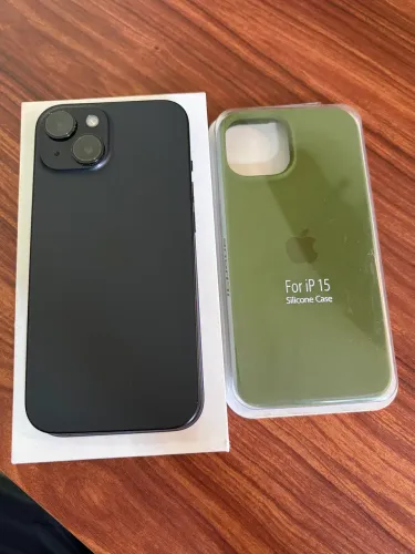iPhone 15 + Capinha