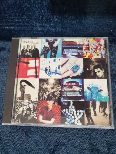 CD U2 - ACHTUNG BABY (importado)