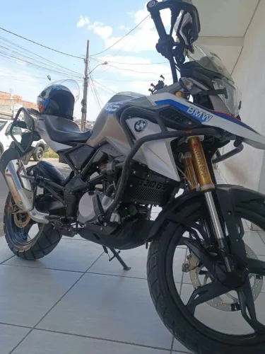 Oportunidade vendo BMW zera 15.000 km rodado TD em dia