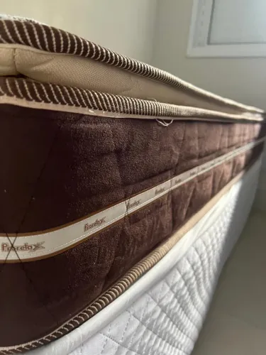 Cama box solteiro usada