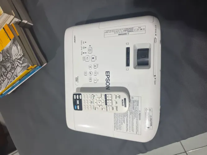 Projetor Epson E20